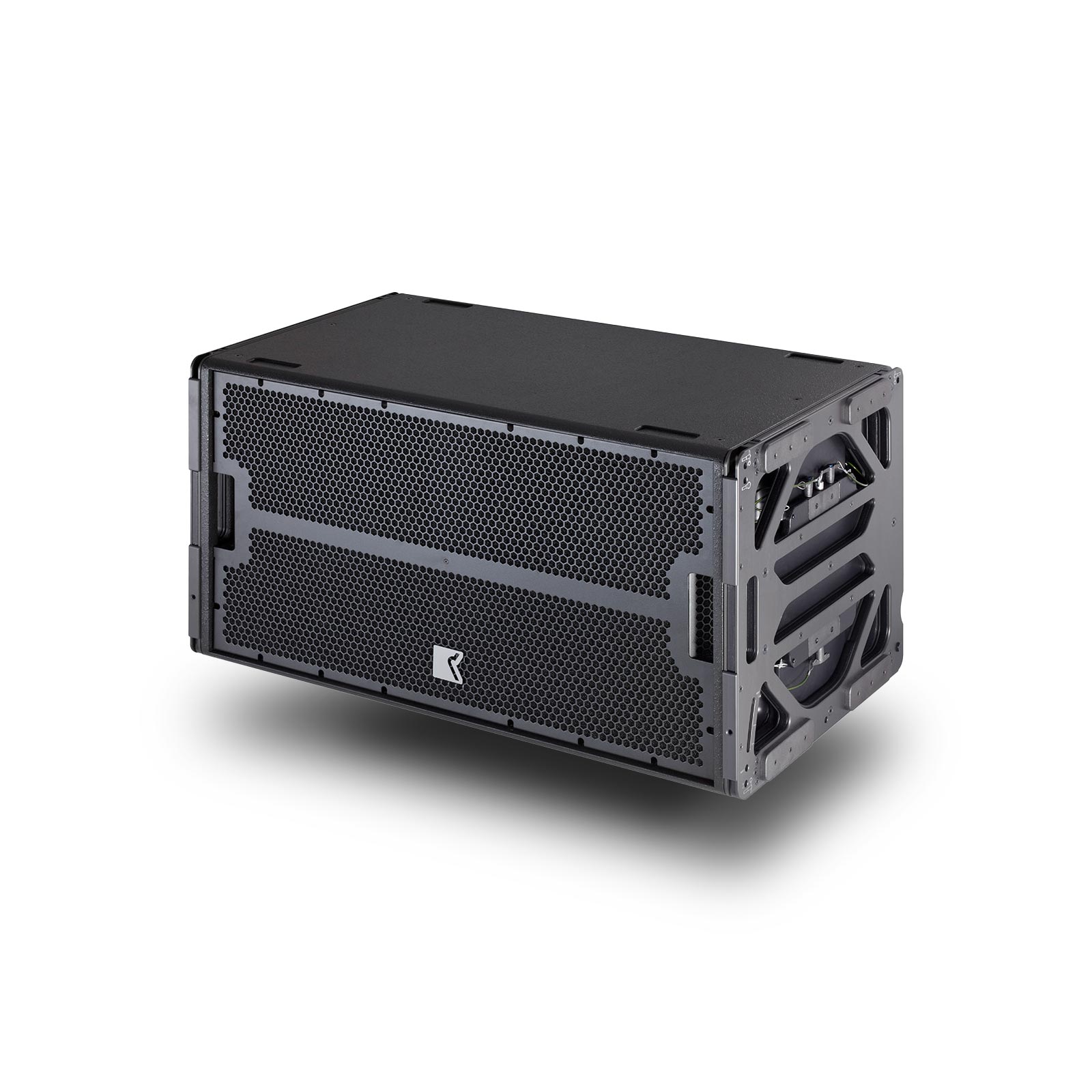 Flyable subwoofer
Components: 2 x 18”
Directivity: quasi-omnidirectional